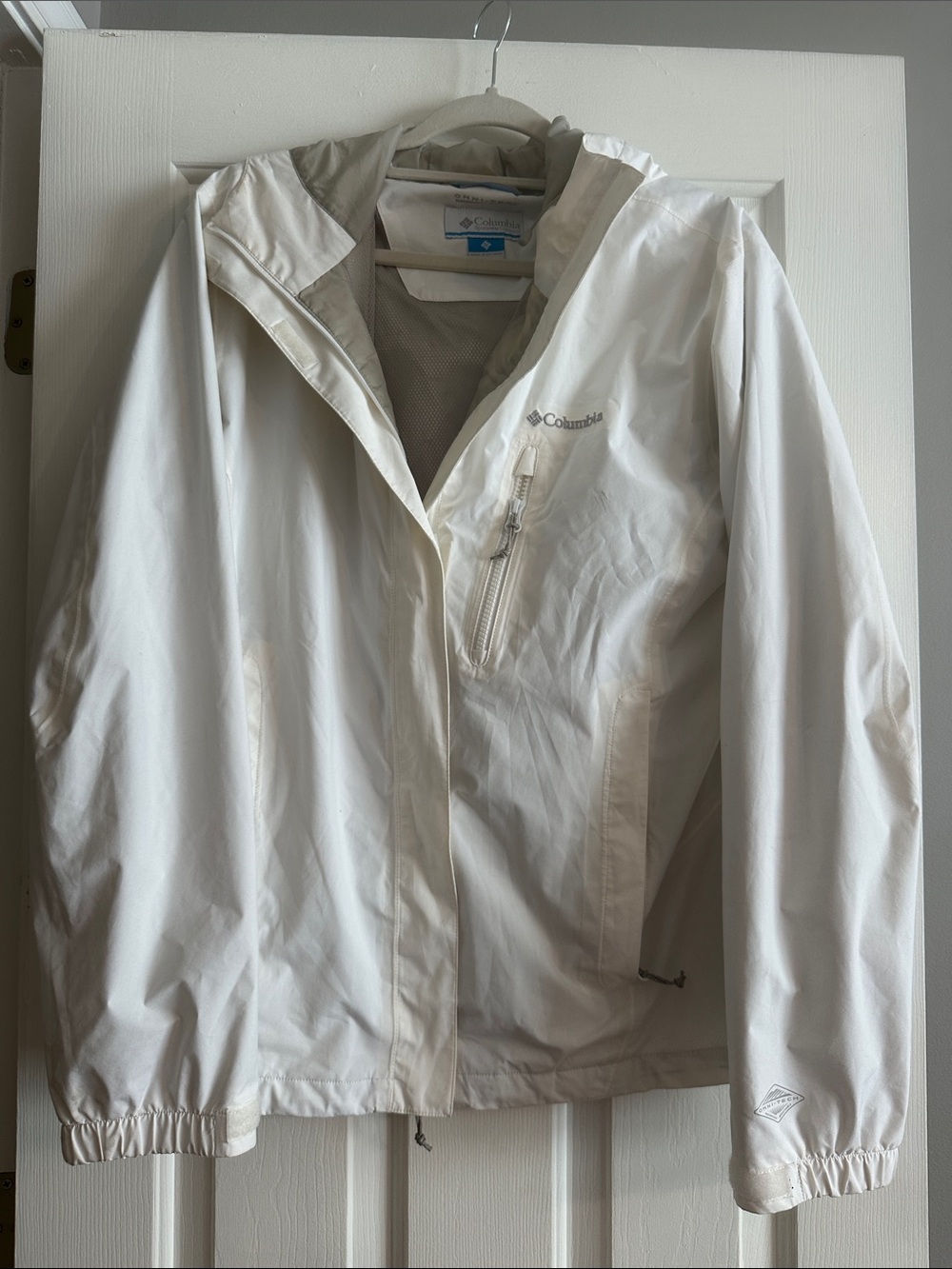 Columbia Women's White Hooded Utility Rain Jacket